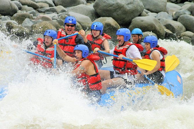 pacuare-river-whitewater-rafting-from-san-jose