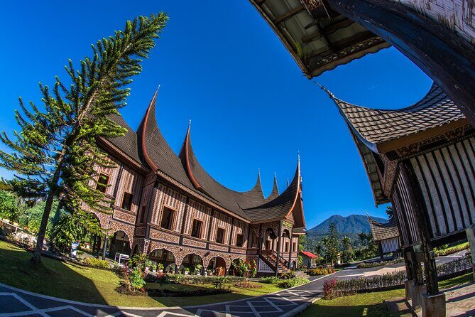 Padang West Sumatra 9-Day Private Tour + Mentawai - The Itinerary Breakdown: What to Expect Each Day