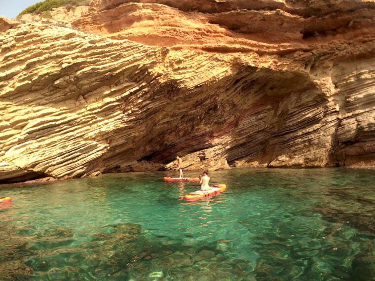 paddle-surf-course-cave-visit-coves-snorkeling