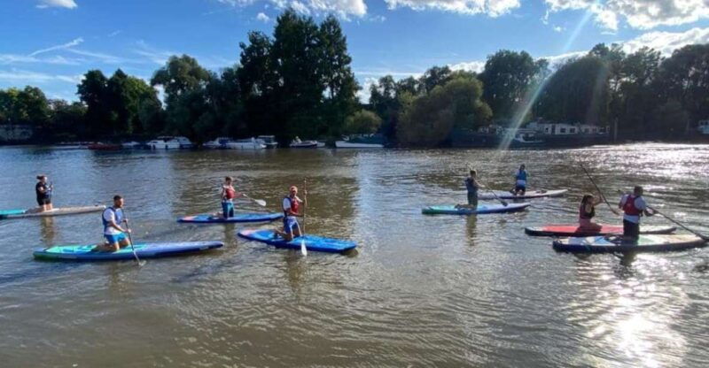 paddleboard-experience-on-the-beautiful-thames-at-teddington