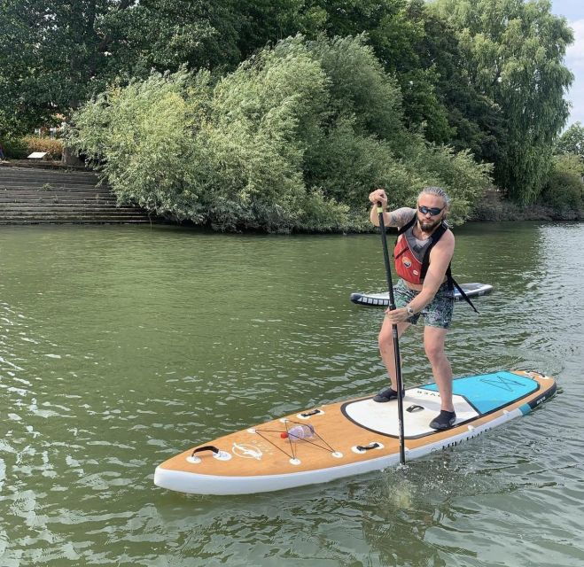 paddleboard-experience-on-the-beautiful-thames-at-teddington