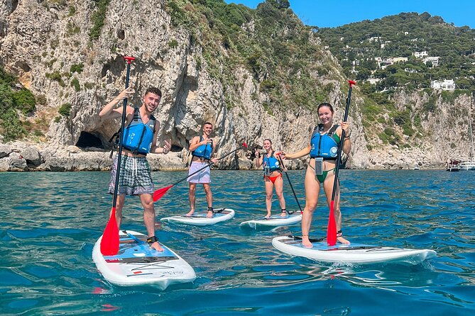 paddleboard-in-capri-between-caves-and-beaches