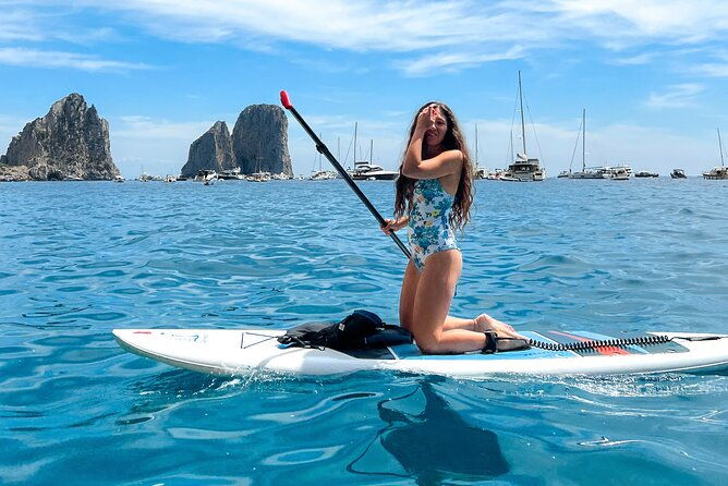 paddleboard-in-capri-between-caves-and-beaches