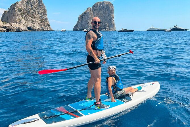 paddleboard-in-capri-between-caves-and-beaches