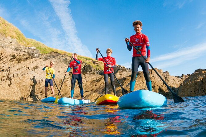 paddleboarding-around-newquays-coastline