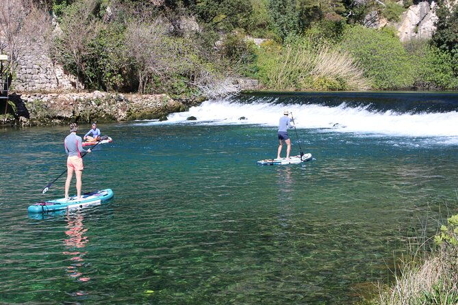 paddleboarding-on-river-ombla