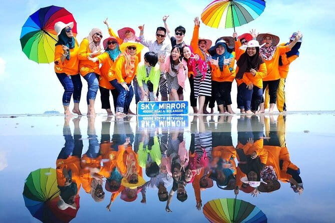 Paddy Field, Fishing And Fireflies Tour - Discovering Melawati Hill and Its Playful Monkeys