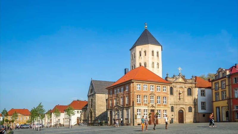 Paderborn: Express City Highlights Walk with a Local Guide - An engaging introduction to Paderborn in just an hour