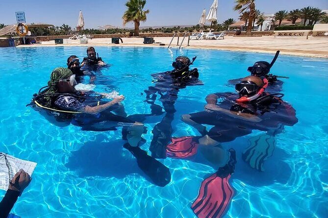 PADI Advanced Diving Course in Hurghada - Learn Scuba Diving - Introduction