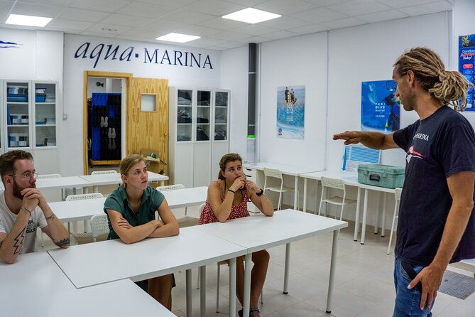 padi-open-water-course-in-playa-de-las-americas