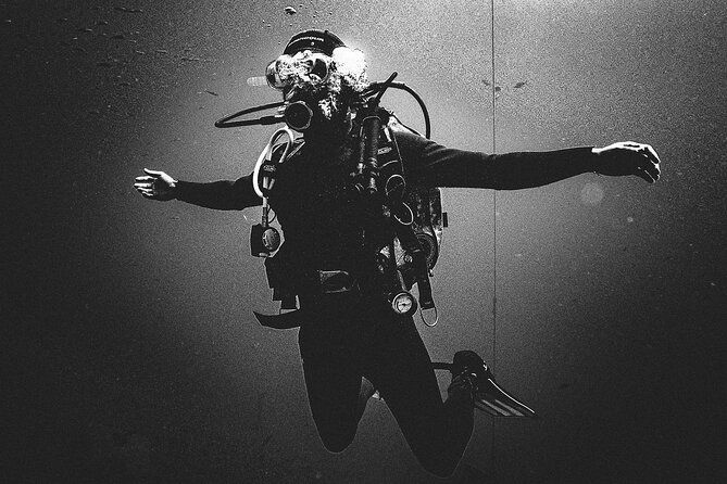 padi-scuba-diving-courses-in-tenerife-all-specialities-until-divemaster