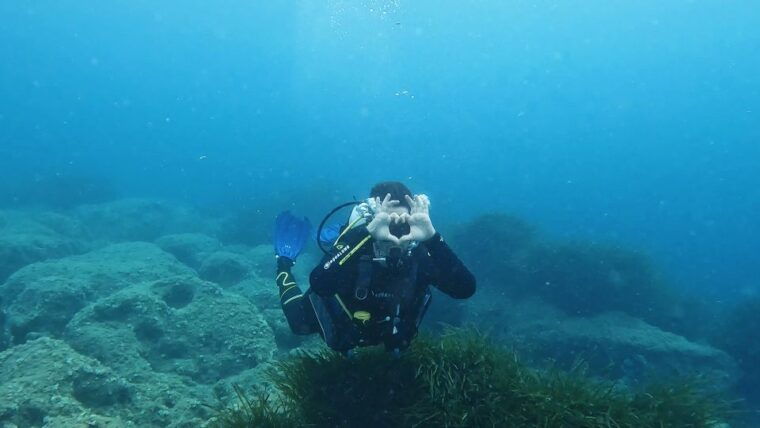 padi-scuba-diving-program-for-beginners-in-peloponesse