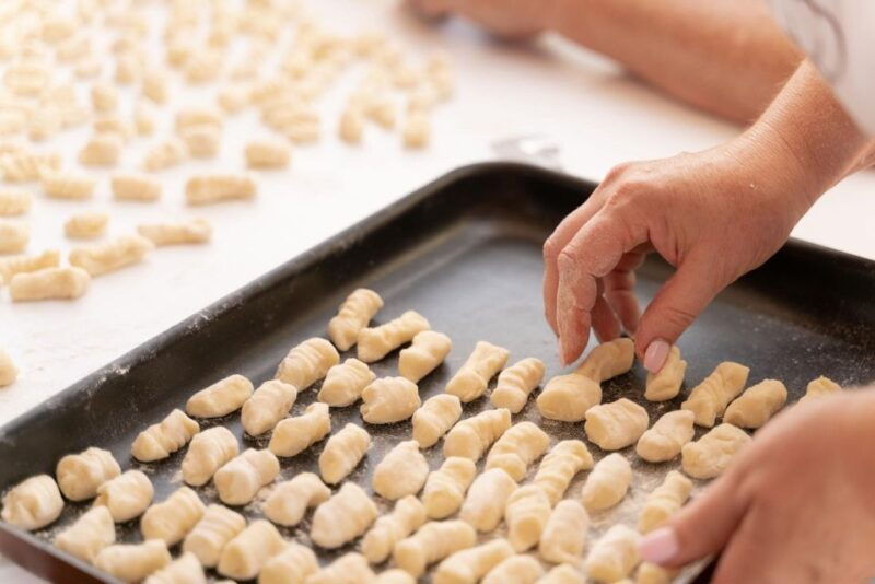 padua-pasta-tiramisu-cooking-class-at-a-locals-home