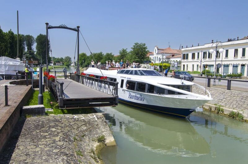 padua-to-venice-boat-cruise-of-the-brenta-riviera
