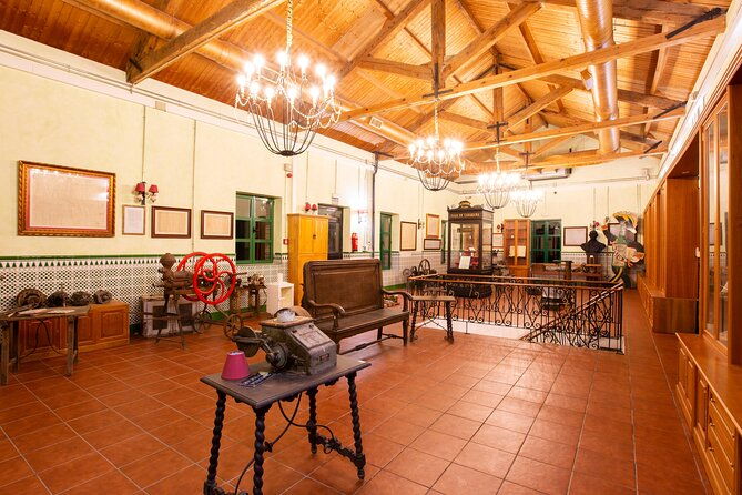 paella-olive-oil-wine-relax-in-rural-estate-outside-madrid