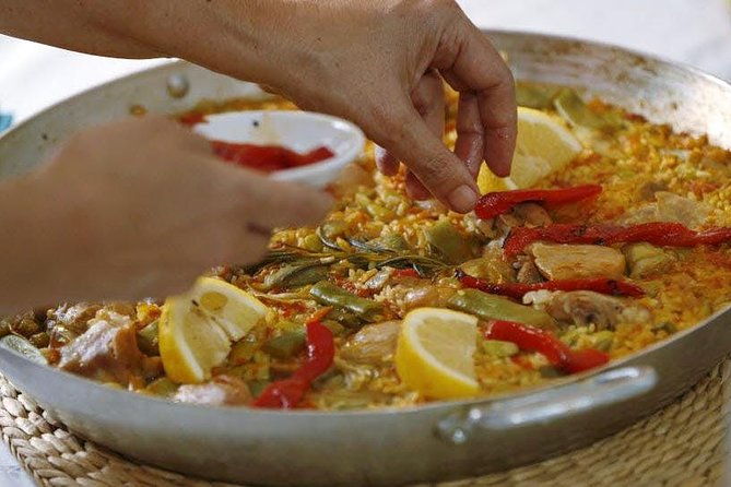 paella-seafood-cooking-class-experience-in-barcelona