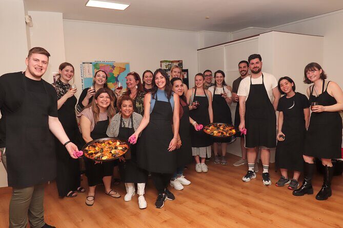 Paella Workshop with Bottomless Sangria in Central Madrid - Key Points