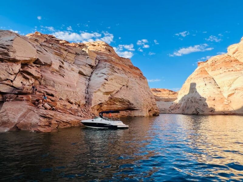 page-antelope-canyon-boat-tour-with-lake-powell-glen-dam