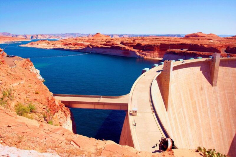 page-lake-powell-scenic-dam-cruise
