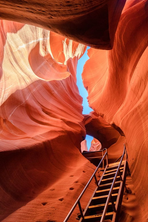 page-lower-antelope-canyon-prime-time-guided-tour
