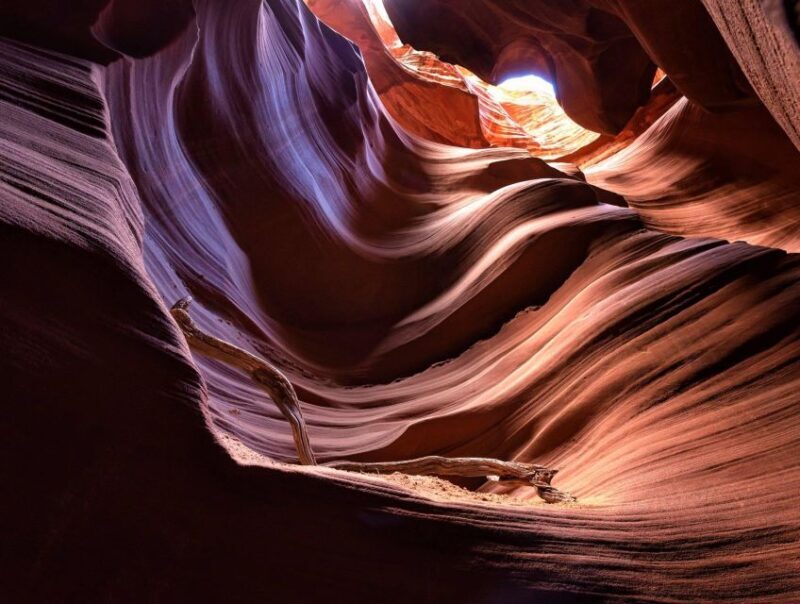 Page: Secret Antelope Canyon Tour - Exploring the Details of the Secret Antelope Canyon Tour
