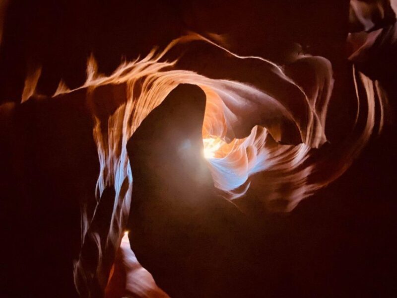 Page: Upper Antelope Canyon and Horseshoe Bend Tour - Key Points
