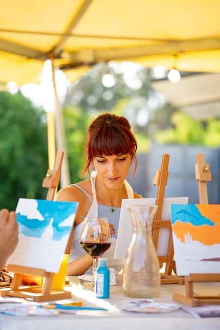 Paint and Drink Florentine Hills - The Painting Class: What to Expect