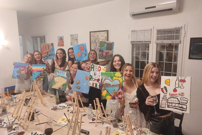 paint-and-free-flowing-wine-art-class-in-rome-3