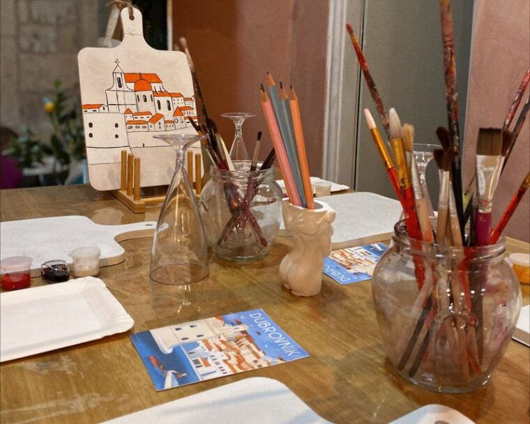 paint-sip-and-savor-local-flavors-unique-local-experience