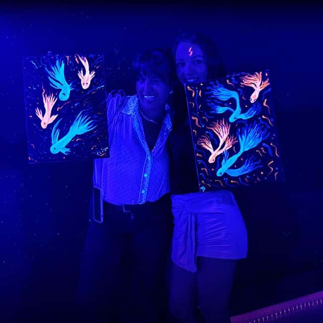 Paint & Wine in Barcelona: art, wine, and music in a unique atmosphere - FAQ