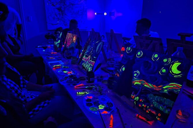 painting-my-own-starry-night-at-buenos-aires-fluo-obelisco-area