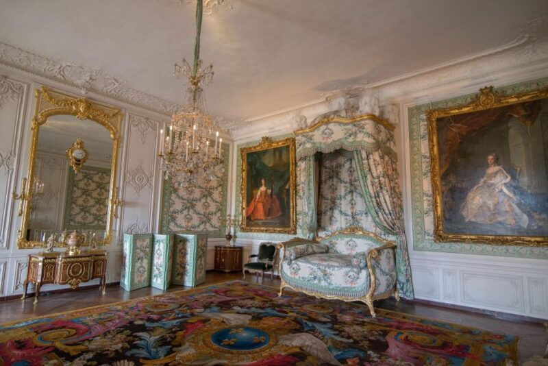 palace-of-versailles-private-tickets-transfer-from-paris