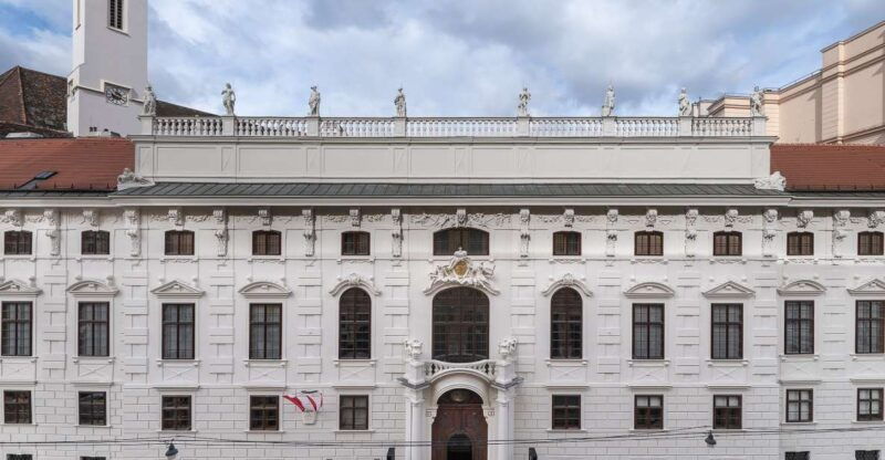 palais-lobkowitz-audio-guide-tour