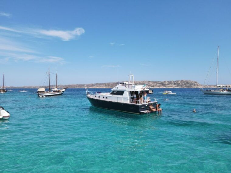 palau-la-maddalena-archipelago-motorboat-tour-with-lunch