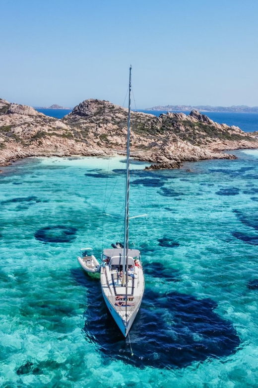 palau-sailing-tour-la-maddalena-archipelago
