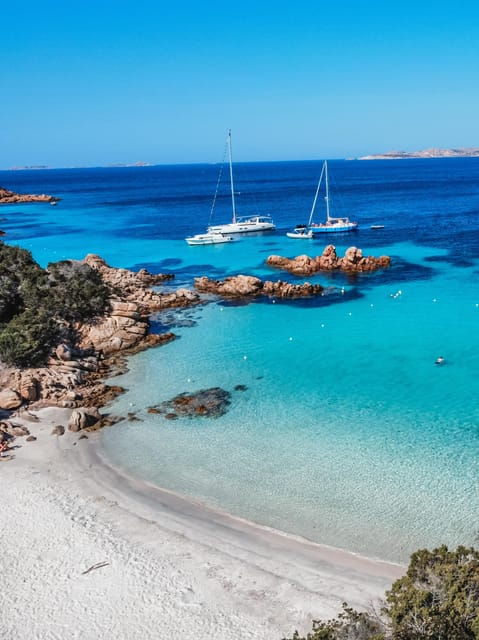 palau-sailing-tour-la-maddalena-archipelago