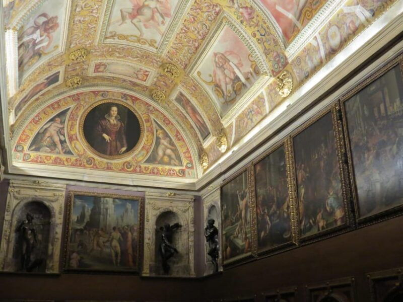 palazzo-vecchio-secret-passages-tour-lunch-or-gelato