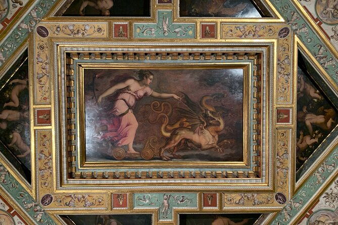 palazzo-vecchio-tales-into-medicis-secrets-and-mythology-simbols