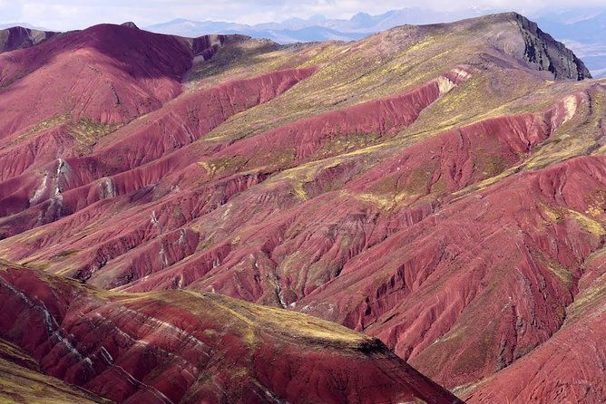 palccoyo-rainbow-mountain-tour-1-day-huaynas-expeditions