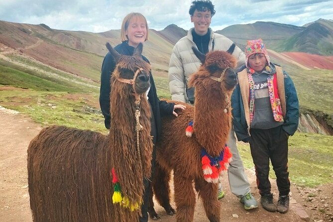 palcoyo-colored-mountain-tour-ribbon-with-flames