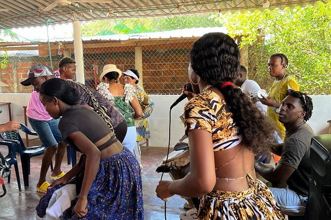 palenque-native-guide-free-entrance-tickets-dance-show-lunch