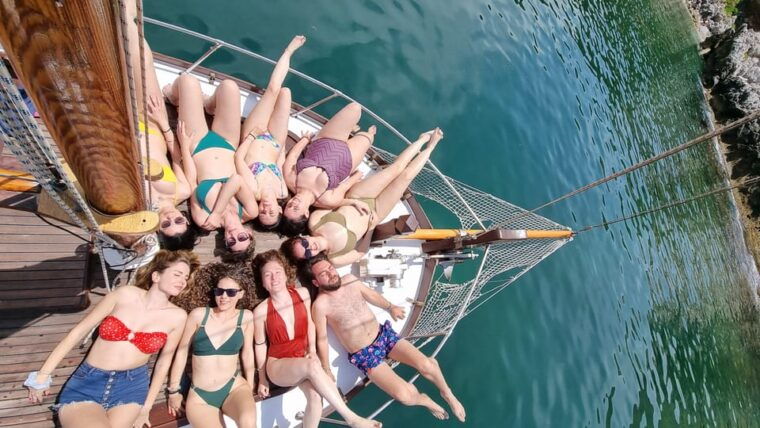 palermo-boat-tour-among-caves-and-breathtaking-landscapes