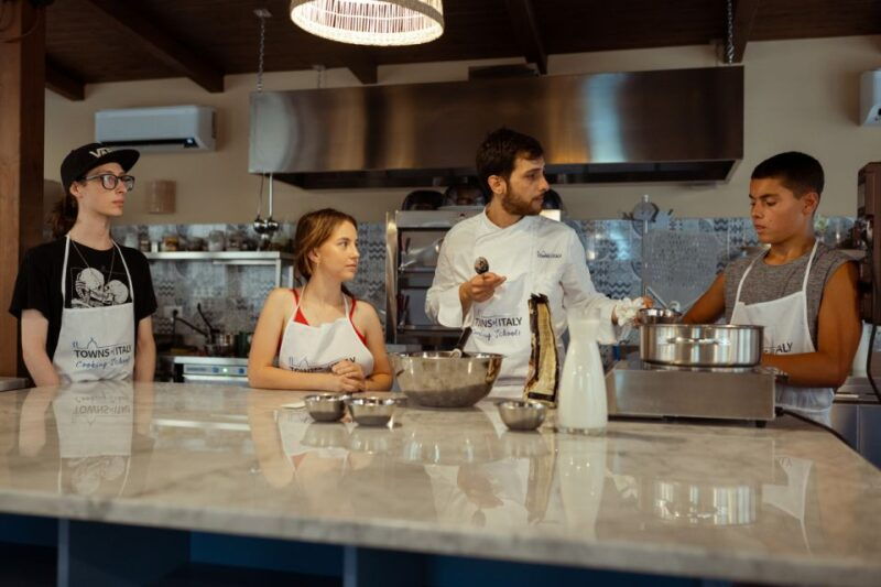 palermo-pizza-and-gelato-cooking-class-with-dinner-and-wine