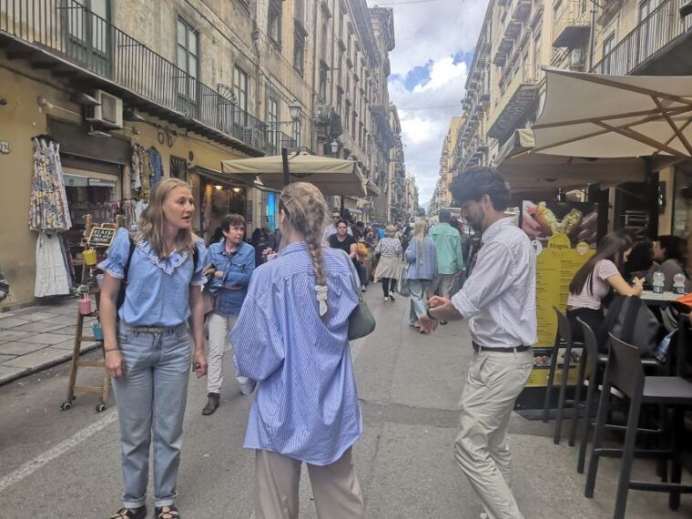 palermo-street-food-walking-tour-with-local-guide-tasting