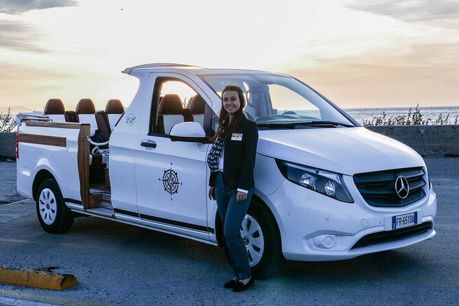 palermo-tour-historic-center-catacombs-monreale-in-cruisercar