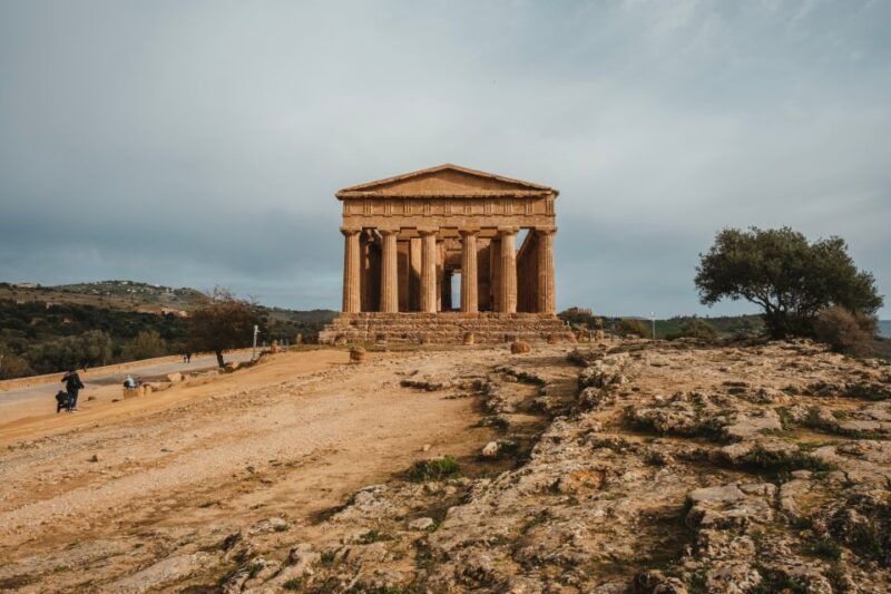palermo-valley-of-the-temples-and-scala-dei-turchi-day-trip