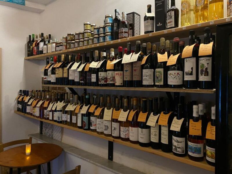 palermo-wine-tasting-with-snacks-at-bottega-monteleone