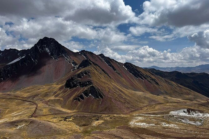 pallay-poncho-private-tour-from-cusco