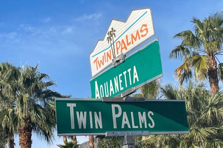 palm-springs-private-walking-tour-twin-palms-neighborhood