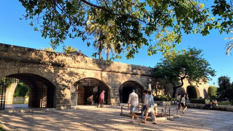palma-alleys-of-old-town-self-guided-explorer-walk